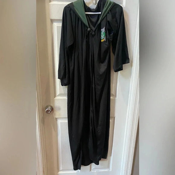 Rubies costume Harry Potter Slytherin Robe with Hood one size Medium - Picture 2 of 9